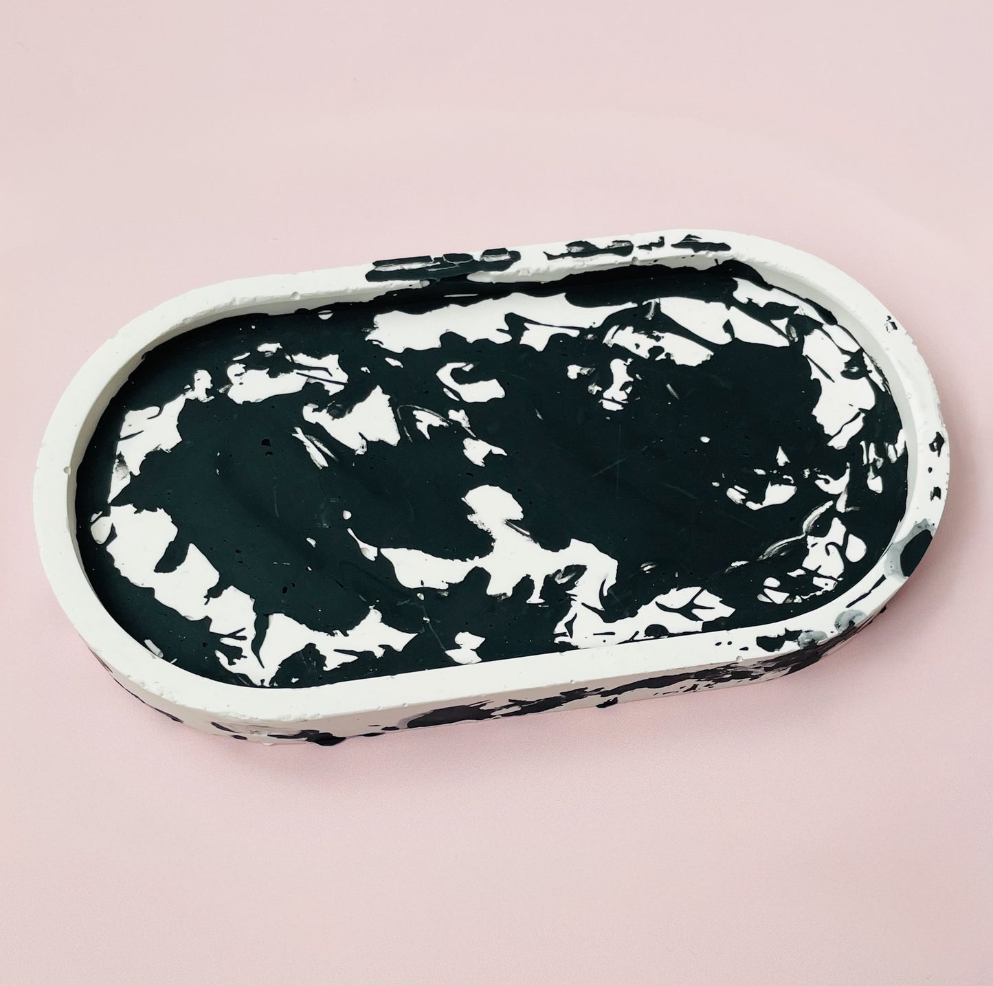 Handmade Jesmonite Tray - Black & White