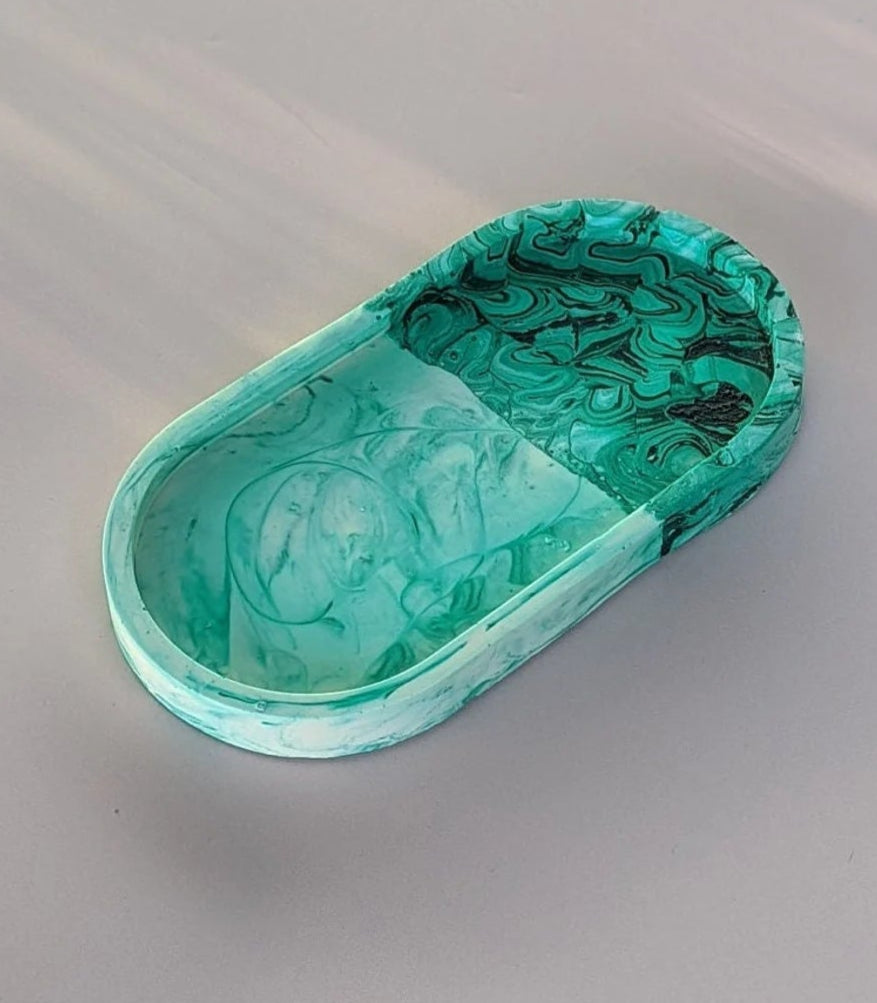 Handmade Jesmonite Tray - Green & White