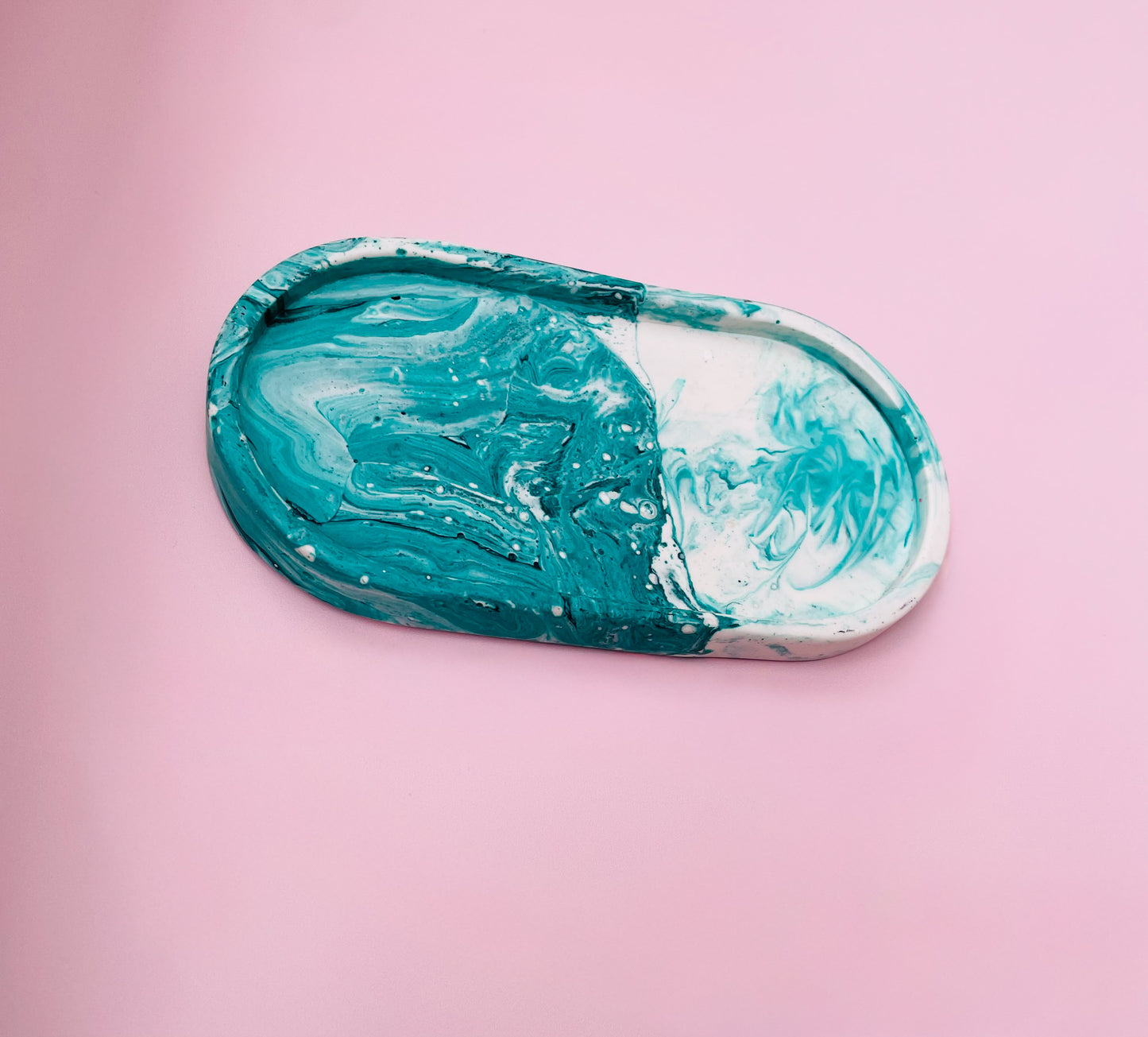 Handmade Jesmonite Tray - Green & White