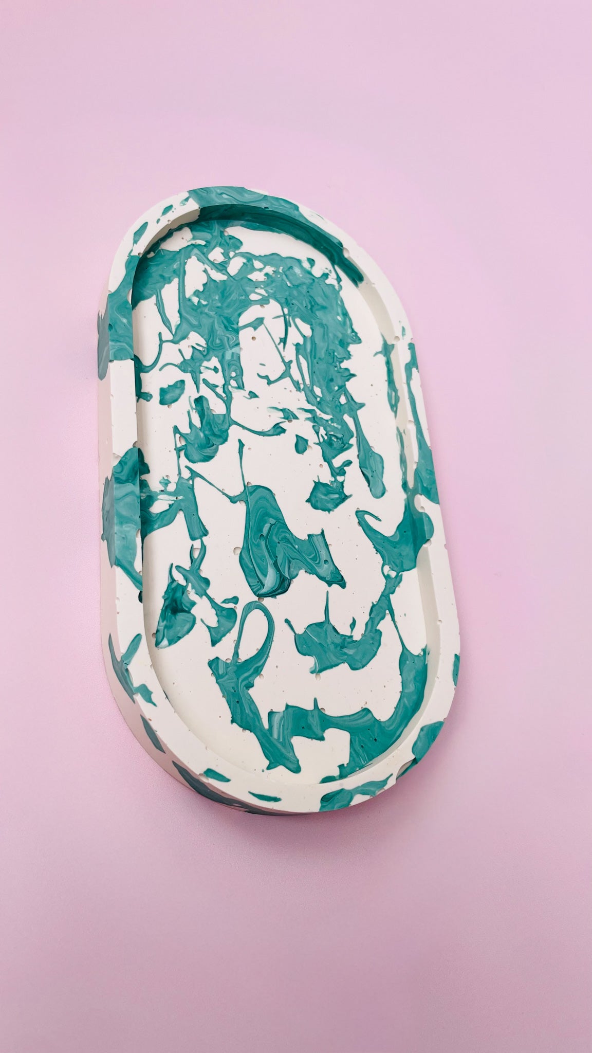 Handmade Jesmonite Tray - Green & White