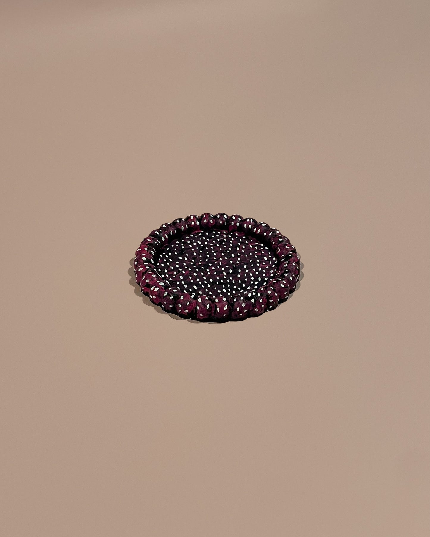 Dark Blue Jesmonite Tray – Hand-Painted Pink & White Speckled Design with Beaded Edge