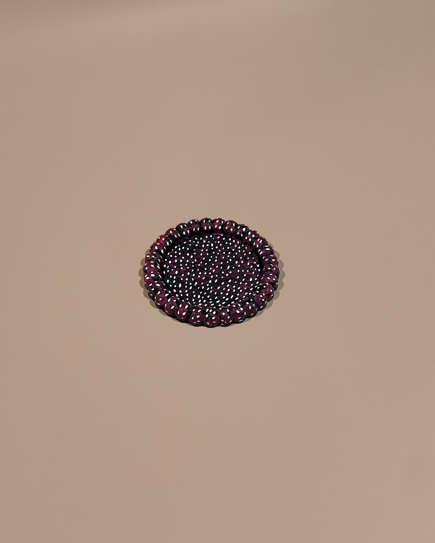 Dark Blue Jesmonite Tray – Hand-Painted Pink & White Speckled Design with Beaded Edge